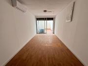 Local comercial en venta en calle De Galileu, Barcelona,...
