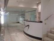 Local comercial en venta en calle De Guillem Tell,...
