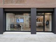 Local comercial en venta en calle De la Bòbila,...