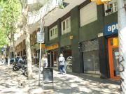 Local comercial en venta en calle De Los Castillejos,...