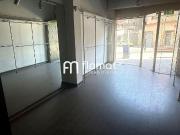 Local comercial en venta en calle De Mossèn Camil...