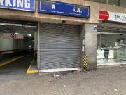 Local comercial en venta en calle De Viladomat,...