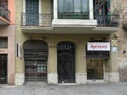 Local comercial en venta en calle Del Comte...