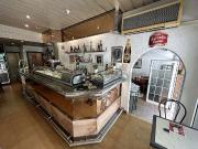 Local comercial en venta en calle Gran Via de Les Corts...