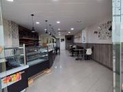 Local comercial en venta en calle Gran Via de Les Corts...