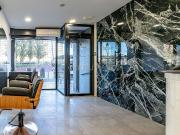 Local comercial en venta en calle Gran Via de Les Corts...