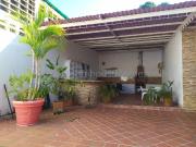 Local Comercial en Venta en Los Corales, Parroquia...