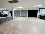 Local comercial en venta en Mollet del Vallès, de 605 m²...