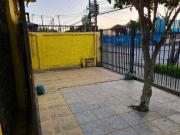 Local Comercial en venta en Peñalolén, tiene estacionamiento