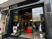 Local Comercial en Venta en Pleno Centro Comercial calle...