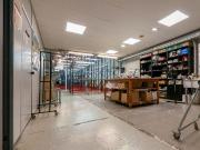 Local comercial en venta en Sabadell, de 370 m² 3...