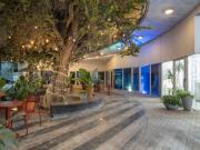 Local Comercial en Venta, en torre habitacional, cerca...