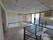 Local Comercial en Venta en Vitacura Las Hualtatas