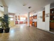 Local comercial en venta. Gandia