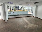 Local comercial en venta Shyris frente al parque La Carolina