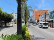 Local Comercial en Venta sobre Avenida Plan de Ayala,...