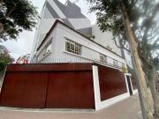 LOCAL COMERCIAL:Esquina EnriquePalacios/Independencia