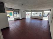 ¡Local Comercial Esquinero de Alto Impacto con 3...