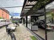 Local comercial esquinero de arriendo alquiler en Cuenca...