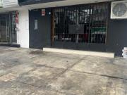 LOCAL COMERCIAL EXCELENTE UBICACIÓN URB. LA AURORA...