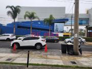 Local Comercial Frente A Centro Comercial