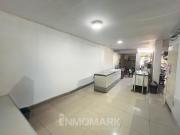 Local comercial frente a jardín Av. las palmeras los olivos