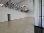 LOCAL COMERCIAL FRENTE A LA AV. AREQUIPA, PUERTA A...