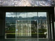 LOCAL COMERCIAL PLANTA BAJA EN RENTA TORRE TOP OBISPADO