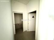 Local Comercial Reformado en Plena Avenida de La Vega –...