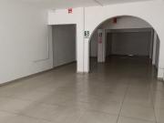Local Comercial Remodelado En Av Las Flores