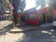 Local comercial sobre avenida con uso de suelo Restaurante