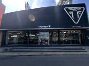 Local Comercial sobre Lazaro Cárdenas, ideal para exposición