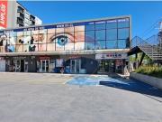 Local comercial Strip Center Metro Quillayes