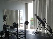 Local Comercial y Oficinas Av 10 de Agosto y NN. UU. ESQ