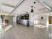 Local commercial 560 m²