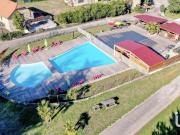 Local commercial 884 m²