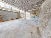 Local commercial de 84m² à vendre plus 69 mezzanine