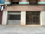 Local con entrada independiente en la calle principal de...