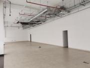 Local con frente a la Av. Arequipa