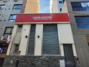 Local con oficinas Local con oficinas