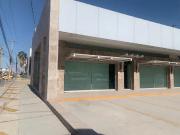 Local con oficinas en Colonia Estrella