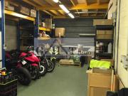 Local d’activité avec bureaux – 270 m² – À vendre –...