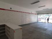 Local de 212m2 en Plaza Las Armas Azcapotzalco con...