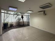 Local de 589 m² Totalmente Implementada en Santiago de Surco