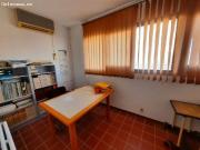 Local de 90 m2 esquinero