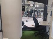 Local Doble Altura, a Metros de Avenida Corrientes Excelente