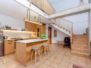 LOCAL DUPLEX REFORMADO COMO VIVIENDA