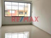 LOCAL EN ALQUILER 2DO PISO EN VMT