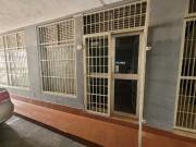 Local en Alquiler Av Bolivar Frente Estacion Cedeño AA...