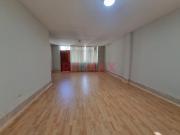 Local En Alquiler De 160 M2 En La Urb Los Parques Chiclayo